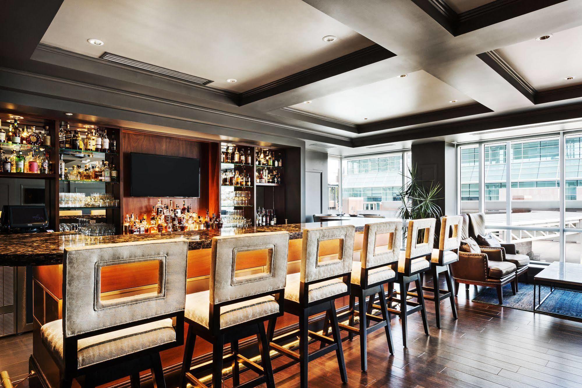 The Tennessean Personal Luxury Hotel Knoxville Exterior photo